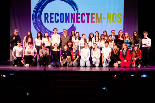 Celebrant l’art i la reflexió col·lectiva a la gala de la 2a edició del Reconnectem-nos
